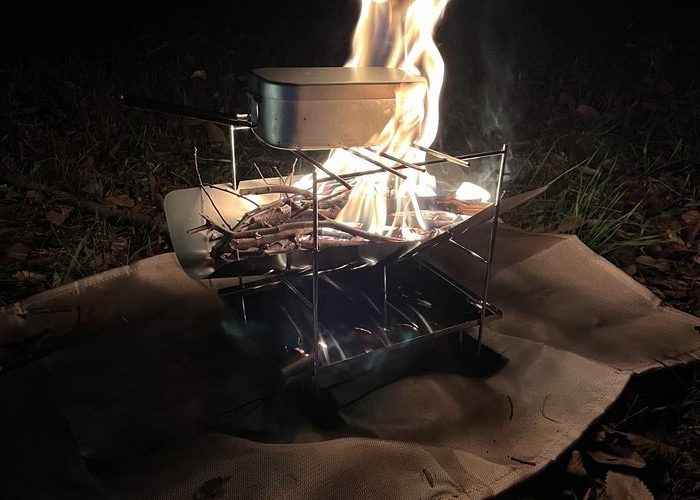 Amazonで買った軽量コンパクトな焚き火台